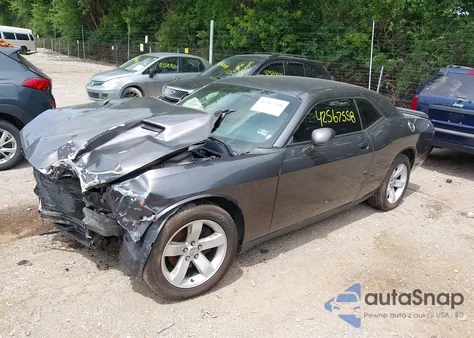 2014 Dodge Challenger Sxt z USA, uszkodzony, nr VIN 2C3CDYAGXEH107477
